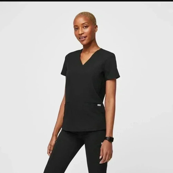 Figs black women's scrub set small - Picture 12 of 15